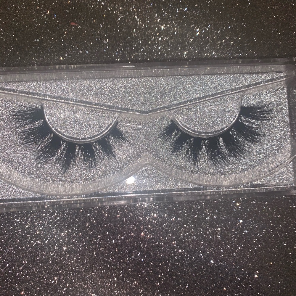 Mink lashes - Picture 4 of 4